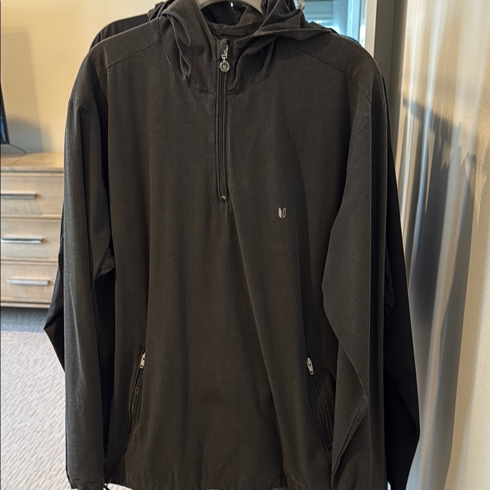 Linksoul Black Windbreaker Jacket Full-Length Zipper Casual